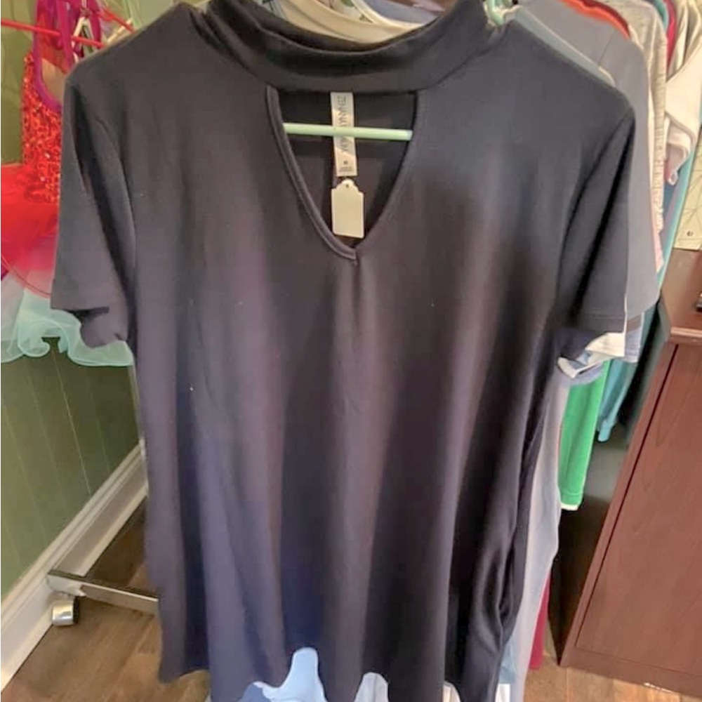 Zenana Keyhole Navy Blue Tunic